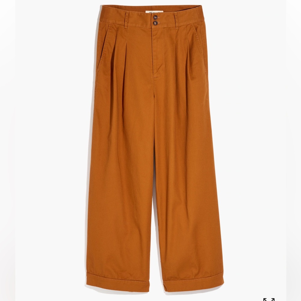 Pleated Wide Leg Crop